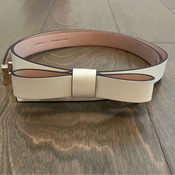Never Worn! Kate Spade New York Leather Bow Belt. Size Large - Picture 4 of 9
